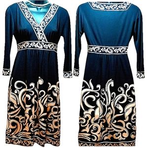 White House Black Market Long Sleeve V Neck Dress Size 0